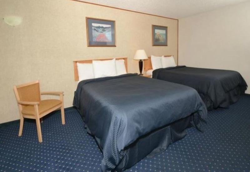 Econo Lodge Inn & Suites Central Medford Exterior foto